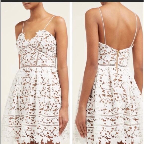 L'atiste Yellow Lace Mini Dress Size Medium - Picture 2 of 8